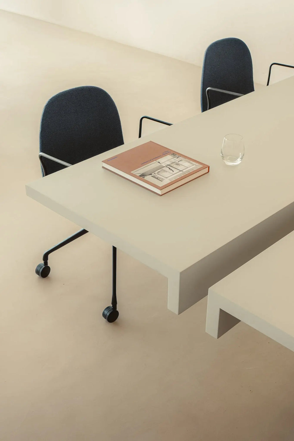 TOT Dining Table by Omelette Editions