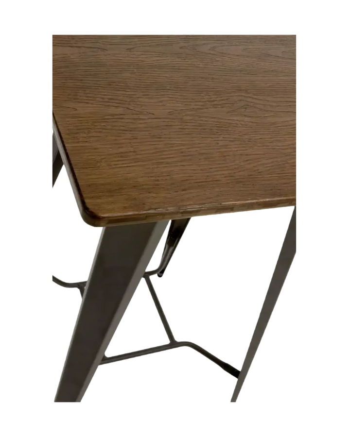 The Malibu High Table from La Forma LaForma