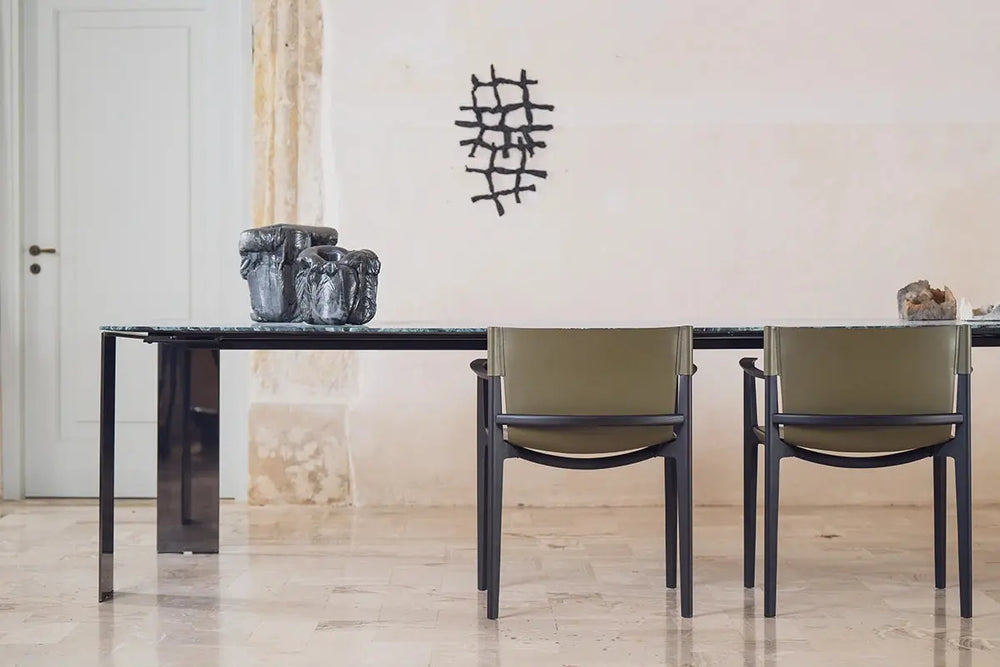 Exilis Dining Table by Amura